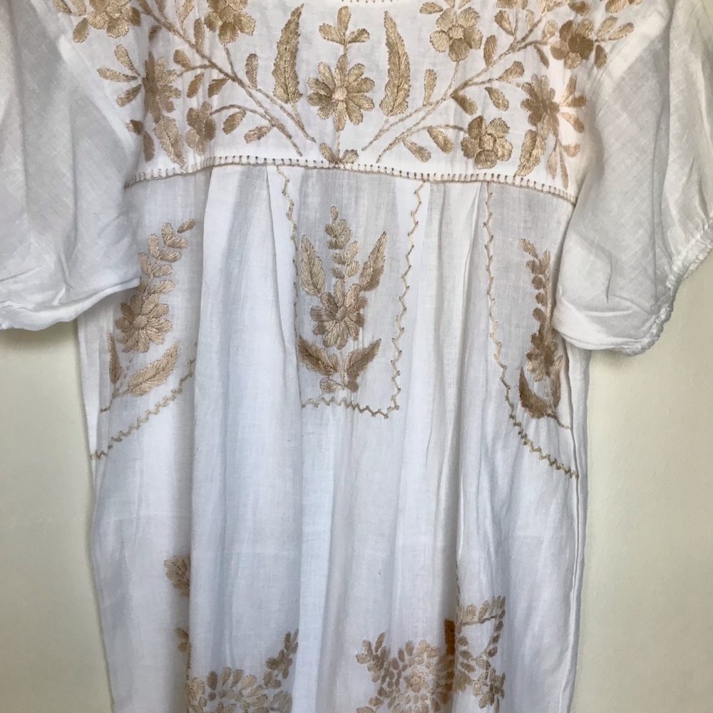 Papillon Blanc White and Gold Embroidered Top